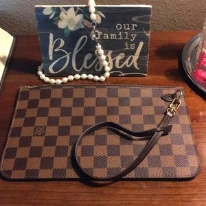 💯Authentic Louis Vuitton Neverfull Pochette